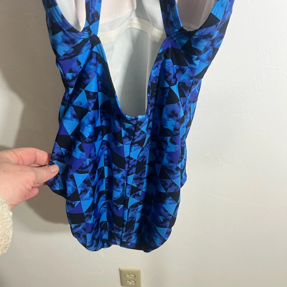 Speedo Blue Geometric One-Piece Swimsuit - Size 10 - Picture 5 of 5